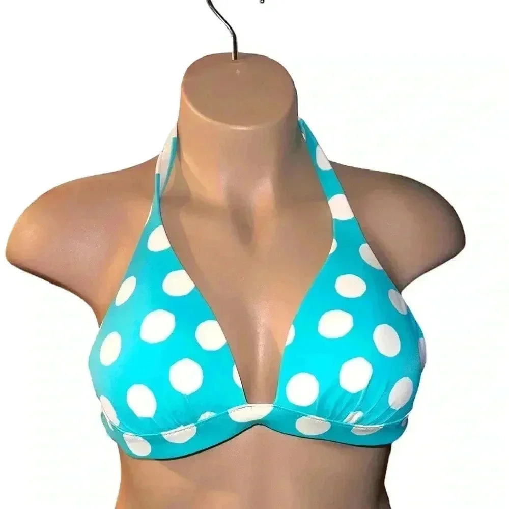 Three Swimsuit Tops🌸 - Picture 6 of 12